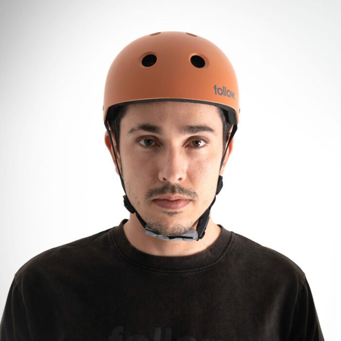 22 helmets pro tobacco front 1